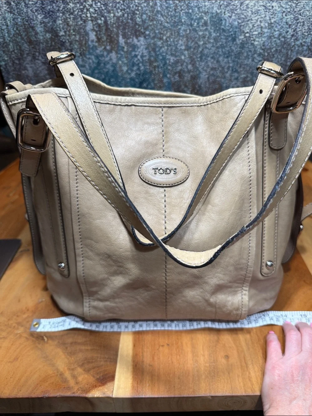 Tod’s Quiet Luxury‎ Y2K Vintage Easy Sacca Leather Shoulder Tote Beige Fair